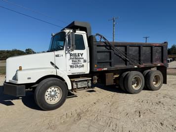 Main image White GMC